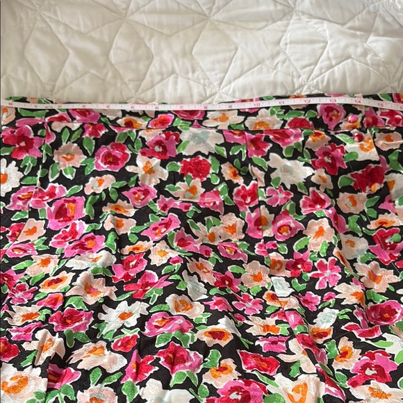 Sezane Skirt - Picture 2 of 7